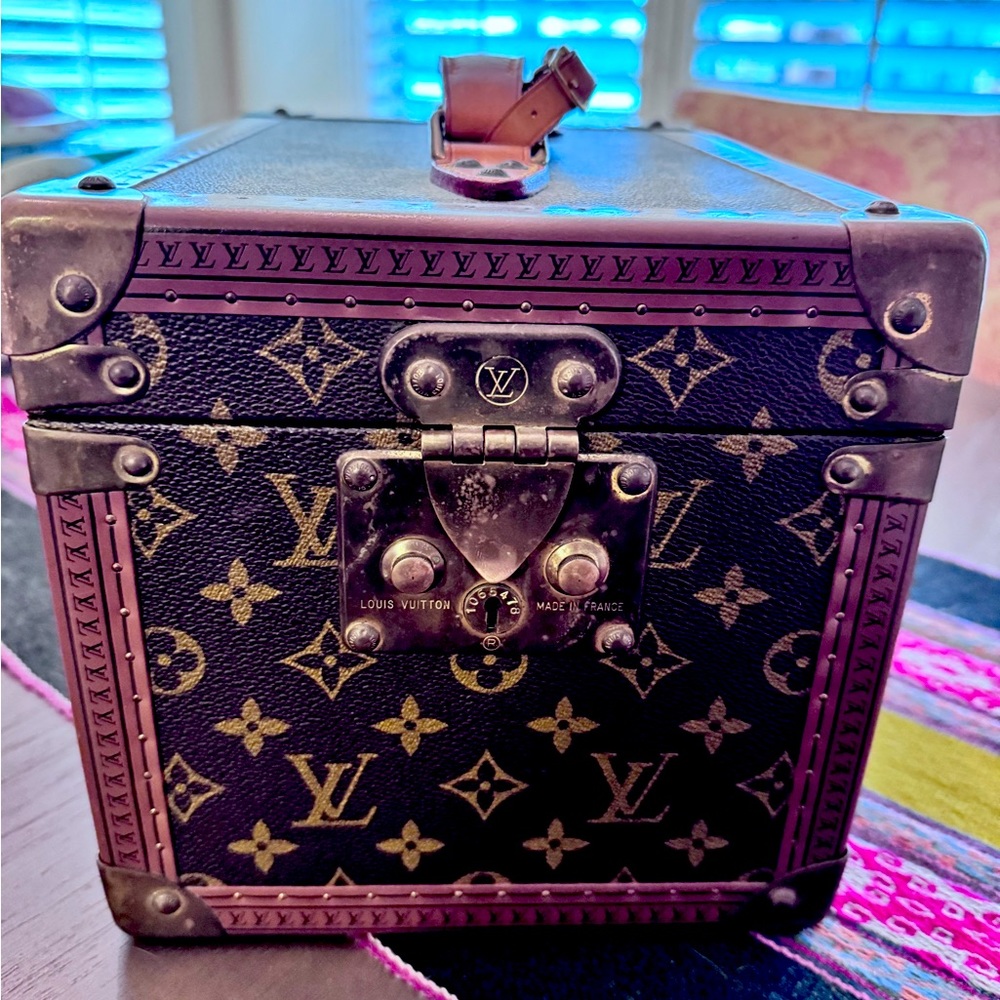 Authentic Vintage Louis Vuitton Boite Flacons